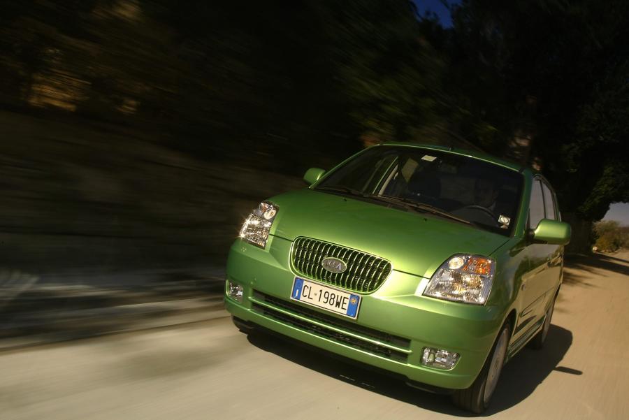  Kia Picanto 2005 года  (фото 40 из 126)